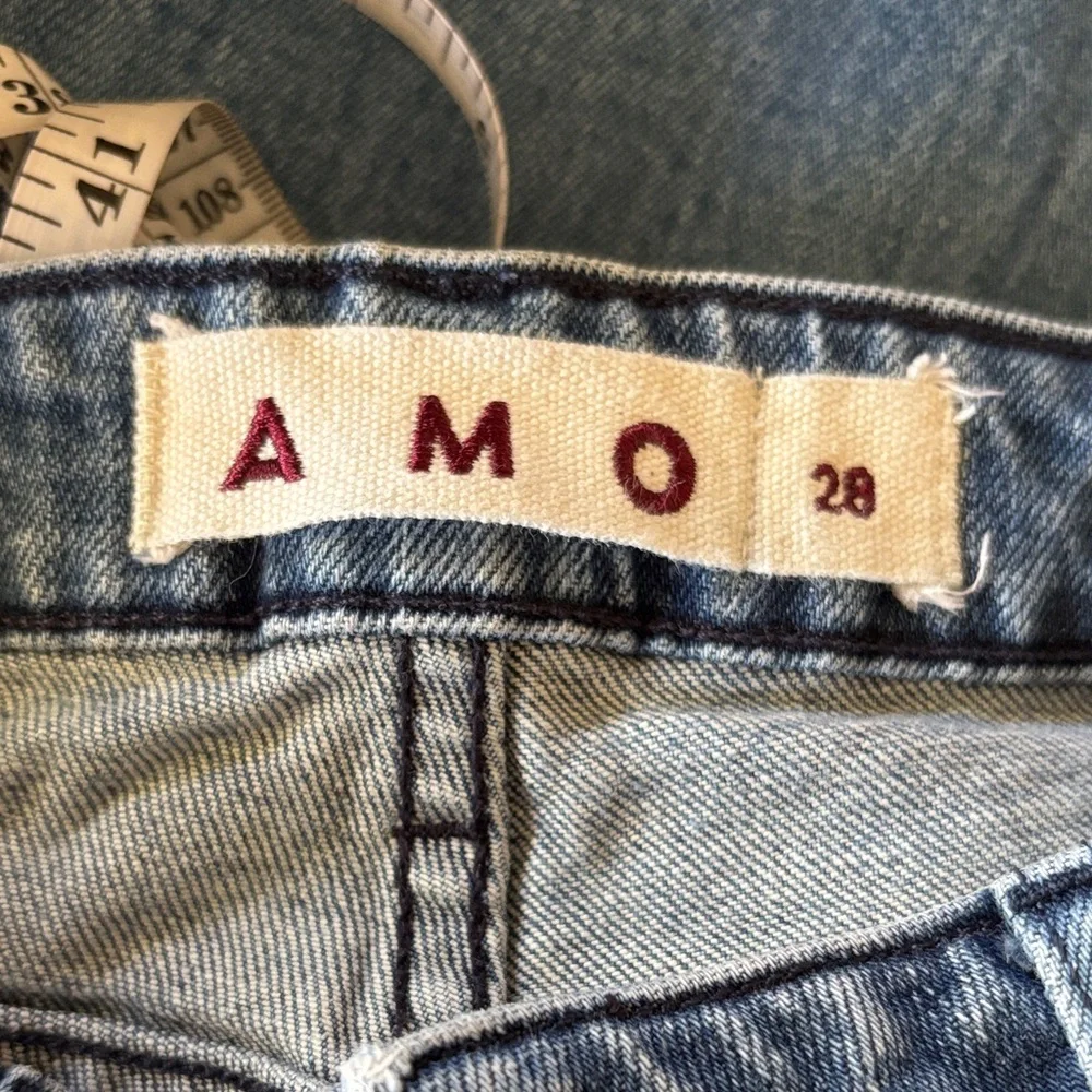 AMO Chloe Crop Straight Jeans You Are Loved Size 28‎
